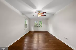 28720 Greenberry Dr, Gaithersburg, MD 20882 - Photo 26