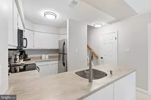 18250 Windsor Hill Dr, Olney, MD 20832 - Photo 8