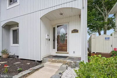 18527 Eagles Roost Drive, Germantown, MD 20874 - Photo 2