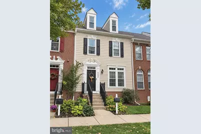 542 Market Street E, Gaithersburg, MD 20878 - Photo 1