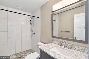 21 Keystone Dr, Gaithersburg, MD 20878 - Photo 4
