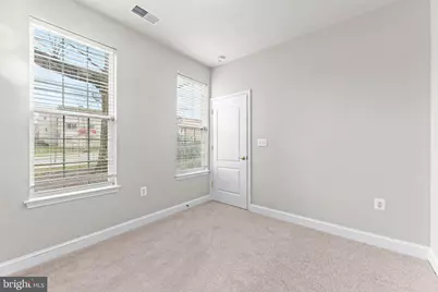 224 N Summit Avenue #28-224, Gaithersburg, MD 20877 - Photo 6
