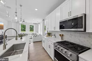 308 Legacy St, Gaithersburg, MD 20878 - Photo 4