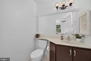 5818 Inman Park Cir, Rockville, MD 20852 - Photo 22