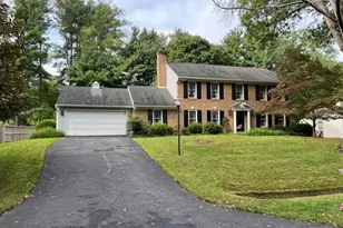 15208 Carrolton Rd, Rockville, MD 20853 - Photo 2