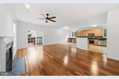13814 Crownsgate Way, Germantown, MD 20874 - Photo 12