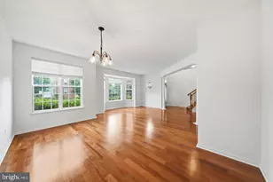 13814 Crownsgate Way, Germantown, MD 20874 - Photo 8