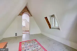 403 6th Ave, Washington Grove, MD 20880 - Photo 28