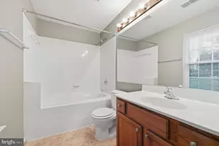 13107 Millhaven Pl, Germantown, MD 20874 - Photo 30