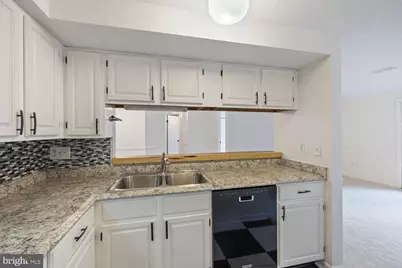 18700 Caledonia Court #E, Germantown, MD 20874 - Photo 10