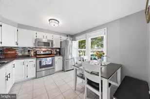 7402 Tarfside Ln, Gaithersburg, MD 20879 - Photo 4