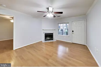 5700 Chapman Mill Drive #2201, Rockville, MD 20852 - Photo 4