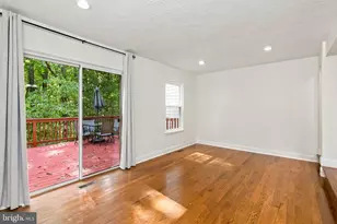 627 Coral Reef Dr, Gaithersburg, MD 20878 - Photo 16