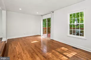 627 Coral Reef Dr, Gaithersburg, MD 20878 - Photo 10
