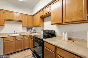 6060 California Circle, Rockville, MD 20852 - Photo 32