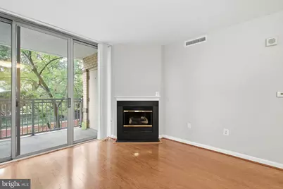 11710 Old Georgetown Road #227, North Bethesda, MD 20852 - Photo 12