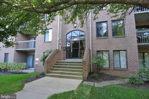 11301 Commonwealth Dr, Rockville, MD 20852 - Photo 1