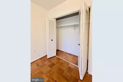 10401 Grosvenor Place #310, Rockville, MD 20852 - Photo 4