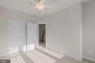 419 Parkview Ave, Gaithersburg, MD 20866 - Photo 26