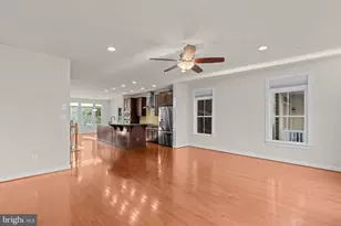 419 Parkview Ave, Gaithersburg, MD 20866 - Photo 18