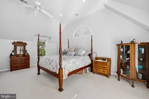 132 Treehaven St, Gaithersburg, MD 20878 - Photo 34