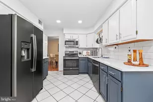 12321 Triple Crown Rd, North Potomac, MD 20878 - Photo 20