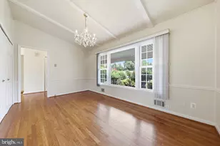 11601 Gowrie Ct, Potomac, MD 20854 - Photo 10