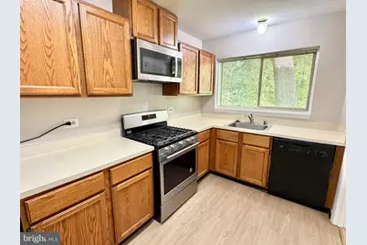 10687 Weymouth Street #103, Bethesda, MD 20814 - Photo 4