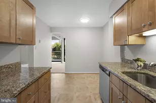 7401 Westlake Terrace, Bethesda, MD 20817 - Photo 18