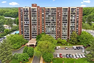 7401 Westlake Terrace, Bethesda, MD 20817 - Photo 2