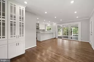 8111 Whites Ford Way, Potomac, MD 20854 - Photo 6
