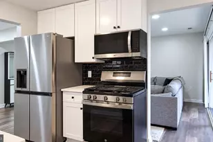 882 College Pkwy, Rockville, MD 20850 - Photo 8