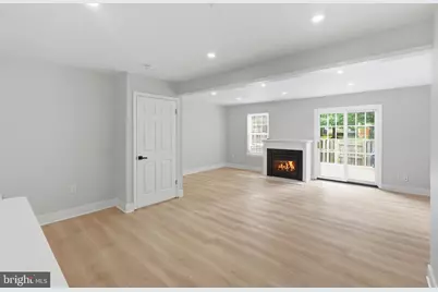 8139 Hallmark Place, Gaithersburg, MD 20879 - Photo 8