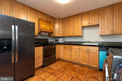 912 N Stonestreet Avenue, Rockville, MD 20850 - Photo 18
