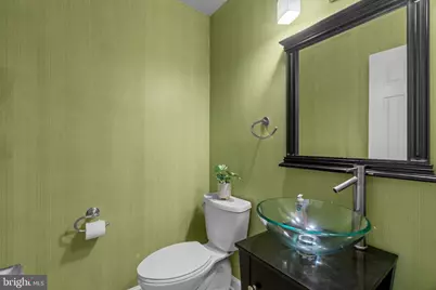 8107 Hallmark Place E, Gaithersburg, MD 20879 - Photo 14