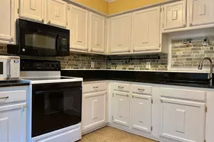 13005 Climbing Ivy Dr, Germantown, MD 20874 - Photo 4