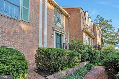 10917 Wickshire Way W #H-2, Rockville, MD 20852 - Photo 2