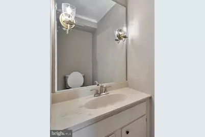 10917 Wickshire Way W #H-2, Rockville, MD 20852 - Photo 12
