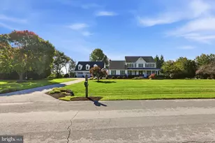 25823 Bowman Acres Ln, Damascus, MD 20872 - Photo 2