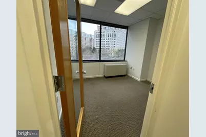1110 Bonifant Street #220, Silver Spring, MD 20910 - Photo 6