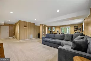 9007 Shad Ln, Potomac, MD 20854 - Photo 36