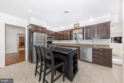 9504 Veirs Drive, Rockville, MD 20850 - Photo 10