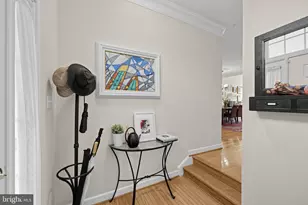 13652 Mills Farm Rd, Rockville, MD 20850 - Photo 4