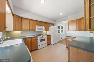 1009 Neal Dr, Rockville, MD 20850 - Photo 16