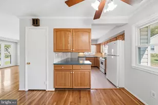 1009 Neal Dr, Rockville, MD 20850 - Photo 20