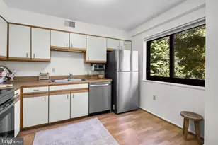 15115 Interlachen Dr, Silver Spring, MD 20906 - Photo 12