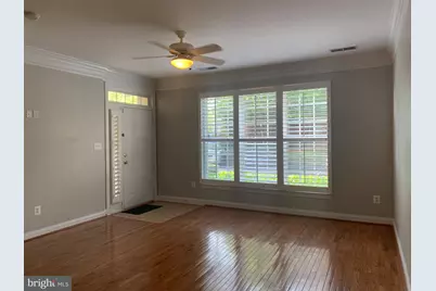 258 Fountain Green Lane #100, Gaithersburg, MD 20878 - Photo 2