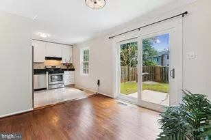 5 Ritchfield Ct, Rockville, MD 20850 - Photo 8