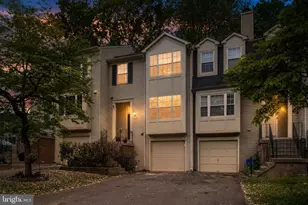 52 Cherry Bend Ct, Germantown, MD 20874 - Photo 2