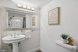 7425 Democracy Blvd, Bethesda, MD 20817 - Photo 24